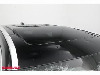 Volvo V-60 2.0 T8 Twin Engine AWD R-Design Pano Navi Virtual Memory Leder SHZ LrHZ Camera PDC AHK picture 7