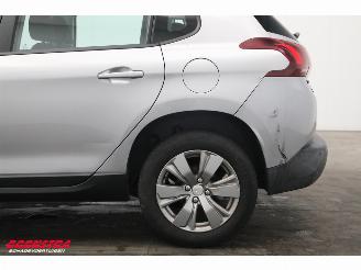 Peugeot 2008 1.2 PureTech Access Pano Cruise Navi Airco Apple/Android PDC picture 5