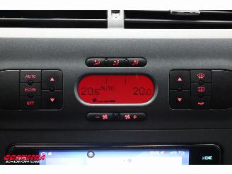 Seat Leon 1.6 Stylance Cruise Clima Bluetooth PDC Org.NL + NAP picture 16