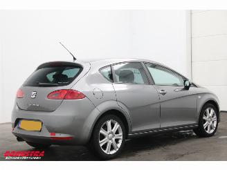 Seat Leon 1.6 Stylance Cruise Clima Bluetooth PDC Org.NL + NAP picture 3