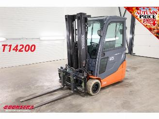škoda strojů Toyota  8FBE20T Triplex Sideshift Spreader Full-Light-package 2019/4