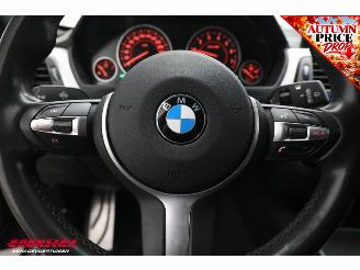 BMW 3-serie 318i Aut. M-Sport PDC Navi Clima LED LMV HIFI picture 18