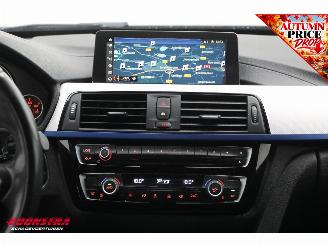 BMW 3-serie 318i Aut. M-Sport PDC Navi Clima LED LMV HIFI picture 14