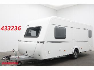 krockskadad bil caravan Eriba  Novaline 485 Frans bed Rondzit LMV GFK Vloerverwarming 2026/0