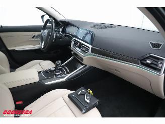 BMW 3-serie 330e High Executive HUD Pano Memory Camera SHZ Leder LED picture 15