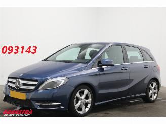 Unfallwagen Mercedes B-klasse 180 Ambition Camera AHK Memory Clima Cruise AppleCarplay/Androidauto 2012/8