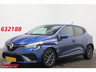Unfallwagen Renault Clio 1.0 TCe R.S. Line SHZ AHK Clima Navi PDC Cruise 2020/11