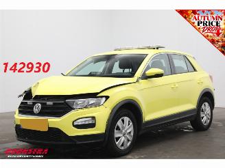 damaged passenger cars Volkswagen T-Roc 1.5 TSI 150 pk DSG Airco Bluetooth 83.248km 2019/11