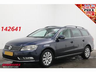 Coche accidentado Volkswagen Passat Variant 1.4 TSI DSG Executive Edition Cruise Navi Clima SHZ PDC 140.541 km! 2013/6