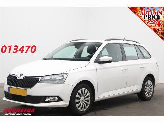 uszkodzony samochody osobowe Skoda Fabia Combi 1.0 TSI Ambition ACC Navi Apple/Android PDC AHK Airco 2022/10