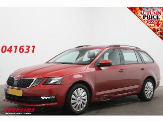 uszkodzony samochody osobowe Skoda Octavia 1.6 TDI Greentech Ambition Pano PDC Cruise Airco 2017/4