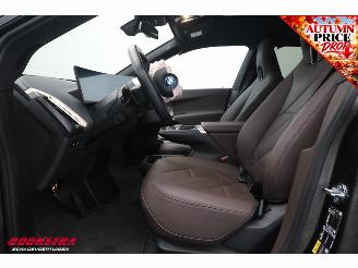 BMW iX xDrive40 Executive 77 kWh Pano LED ACC 360° LRHZ picture 16