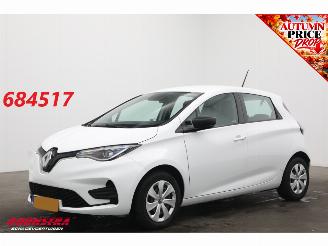 Voiture accidenté Renault Zoé R110 Life inkl.Batterie 52 kWh Cruise Navi Virtual Apple/Android PDC Airco 2021/6