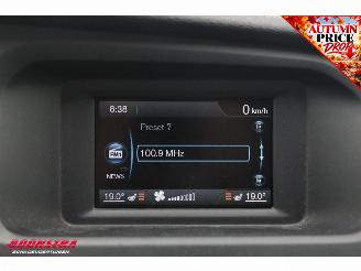 Volvo V-40 2.0 D2 Kinetic Cruise AHK SHZ Bluetooth picture 27