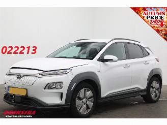 Unfallwagen Hyundai Kona EV Fashion 64 kWh Krell HUD ACC Navi Virtual Apple/Android Camera PDC Clima 2020/12