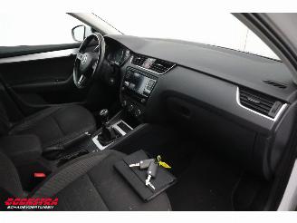 Skoda Octavia Combi 1.6 TDI Greentech Ambition Cruise Bluetooth Airco picture 5