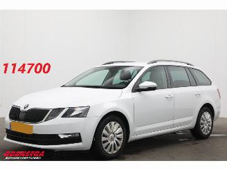 begagnad bil auto Skoda Octavia Combi 1.6 TDI Greentech Ambition Cruise Bluetooth Airco 2017/11
