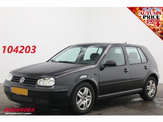 ocasión turismos Volkswagen Golf 1.6-16V Comfortline 5-Drs. Airco Cruise APK 03-2027 2003/1