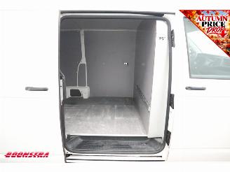 Volkswagen Transporter 2.0 TDI L2-H1 Cruise Navi Apple/Android PDC Airco picture 7