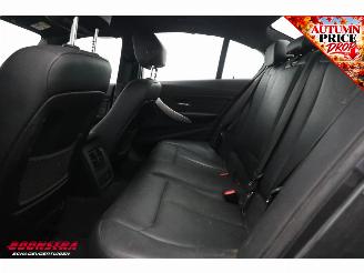 BMW 3-serie 318i Aut. Centennial High Executive Cruise Navi Leder SHZ Bluetooth PDC Clima picture 18