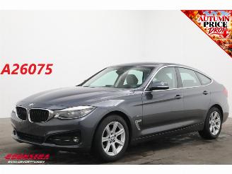 Käytettyjen passenger cars BMW 3-serie 318d SportLine Leder HUD Navi Clima Cruise Camera SHZ 49.849 km! 2016/7