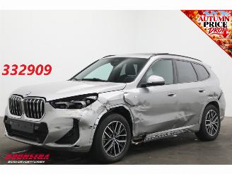 krockskadad bil auto BMW X1 xDrive25e M-Sport Pano LED ACC H/K Leder Camera LRHZ 2025/7