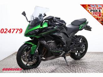 krockskadad bil motor Kawasaki  Ninja 1000SX ABS LED Akrapovic Cruise Heizgriffe 16.667 km! 2022/8