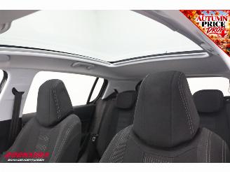 Peugeot 308 1.2 PureTech Aut. Allure Pano Cruise Navi Camera PDC AHK Bluetooth Clima picture 17