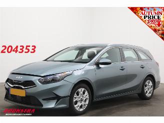 skadebil auto Kia Ceed 1.5 T-GDi DynamicLine ACC Apple/Android Clima Camera PDC 2024/10