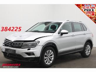 Schadeauto Volkswagen Tiguan 1.5 TSI DSG ACT Highline ACC Navi SHZ Apple/Android Camera PDC 2019/6