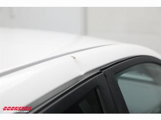 Kia Picanto 1.0 CVVT Colour Edition Cruise Navi Apple/Android Camera Clima picture 11