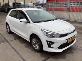 Sloopauto Kia Rio Rio IV (YB), Hatchback, 2017 1.0i T-GDi 100 MHEV 2023/5