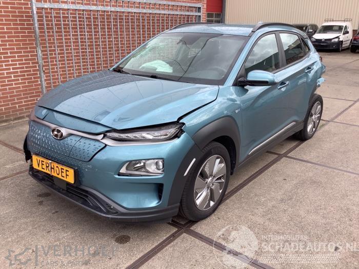 Hyundai Kona Kona (OS), SUV, 2017 / 2023 64 kWh