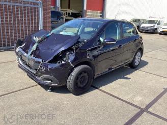 Vrakbiler auto Peugeot 208 208 I (CA/CC/CK/CL), Hatchback, 2012 / 2019 1.2 Vti 12V PureTech 82 2016/6