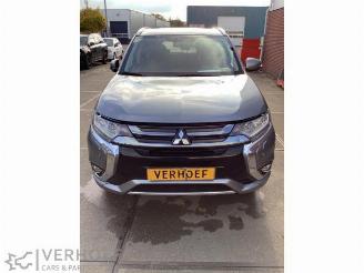  Mitsubishi Outlander Outlander (GF/GG), SUV, 2012 / 2022 2.0 16V PHEV 4x4 2016/12
