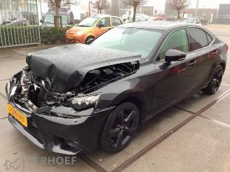 Vrakbiler auto Lexus IS IS (E3), Sedan, 2013 300h 2.5 16V 2017/1