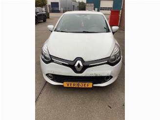 demontáž osobní automobily Renault Clio Clio IV (5R), Hatchback 5-drs, 2012 / 2021 1.2 16V 2015/7