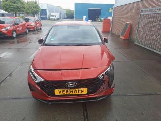 Vrakbiler auto Hyundai I-20 i20 (BC3), Hatchback 5-drs, 2020 1.0 T-GDI 100 Mild Hybrid 48V 12V 2023/7