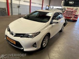 Uttjänta bilar auto Toyota Auris Auris (E18), Hatchback 5-drs, 2012 / 2019 1.6 Dual VVT-i 16V 2014/4