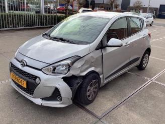 Salvage car Hyundai I-10 i10 (B5), Hatchback, 2013 / 2019 1.0 12V 2017/5
