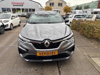 Démontage voiture Renault Arkana Arkana (RJLL), SUV, 2020 1.6 E-Tech 145 16V 2021/10
