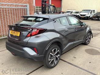 Toyota C-HR C-HR (X1,X5), SUV, 2016 1.8 16V Hybrid picture 4