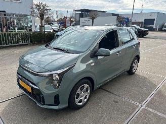 Schadeauto Kia Picanto  2025/8