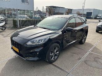 Damaged car Ford Kuga  2022/3