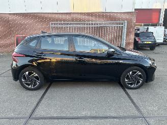 Hyundai I-20  picture 2