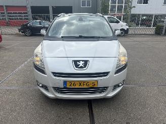 Auto incidentate Peugeot 5008  2012/5