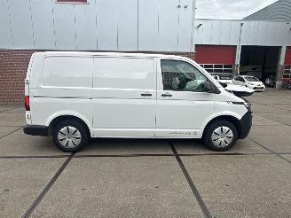 Volkswagen Transporter  picture 4