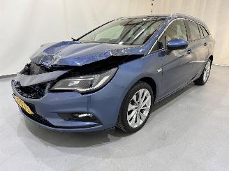 schade Opel Astra SPORTS TOURER+ 1.6 CDTI