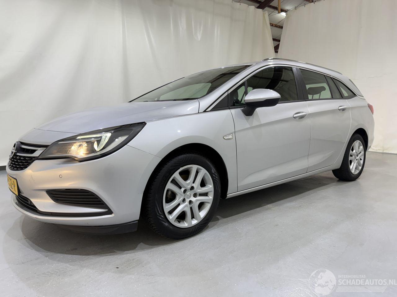 Opel Astra SPORTS TOURER 1.6 CDTI