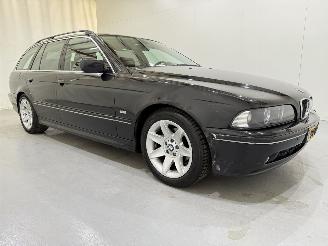 skadebil auto BMW 5-serie Touring 525i Special Exe Aut 2002/1